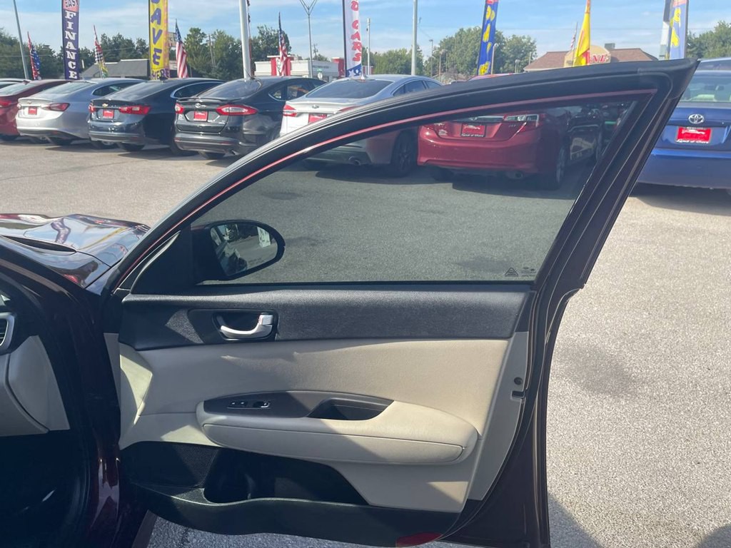 2016 Kia Optima Image 7