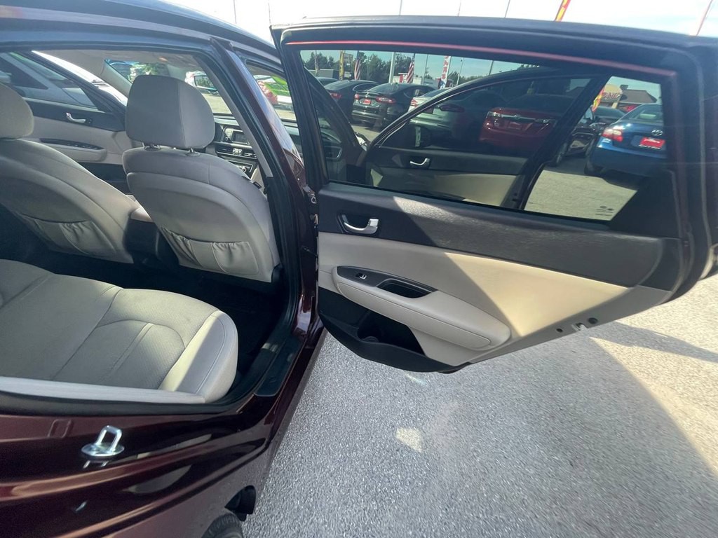 2016 Kia Optima Image 13