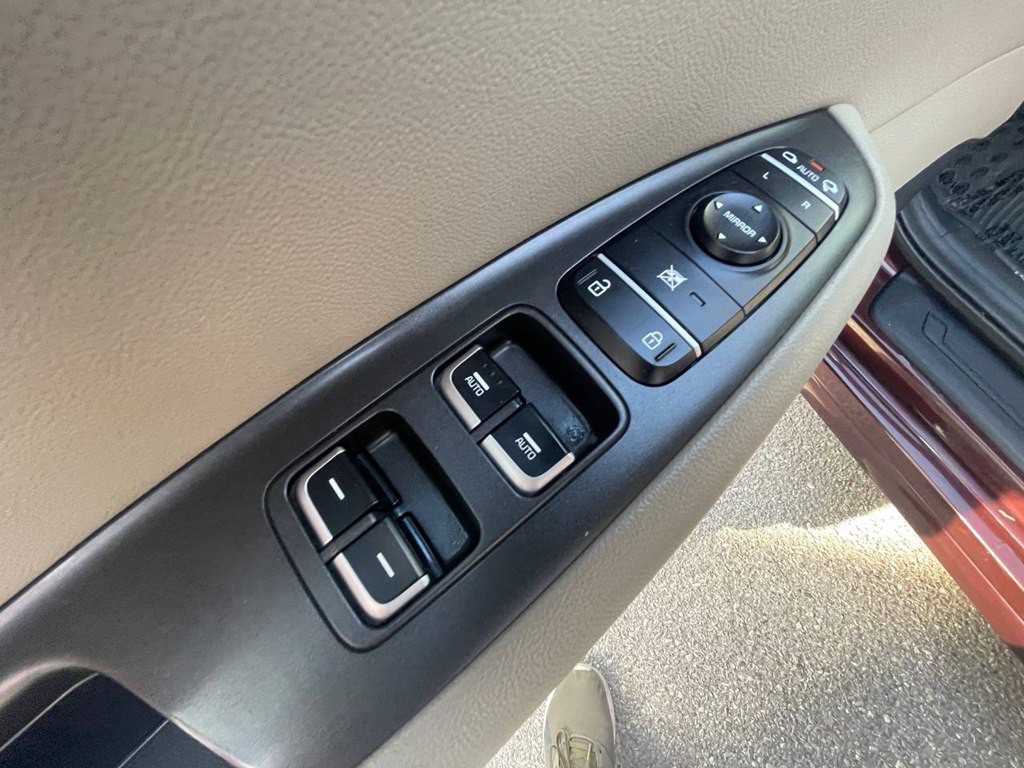 2016 Kia Optima Image 22