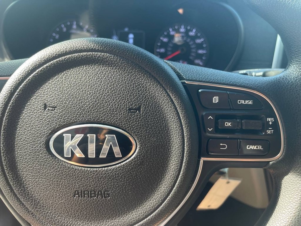 2016 Kia Optima Image 28