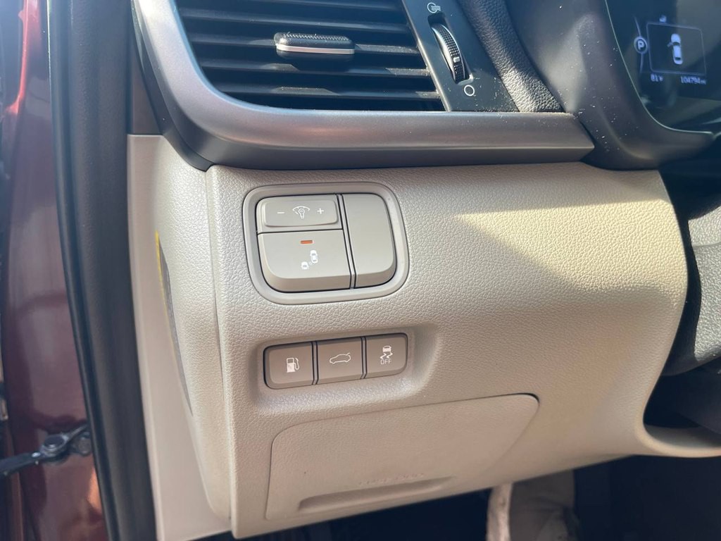 2016 Kia Optima Image 30