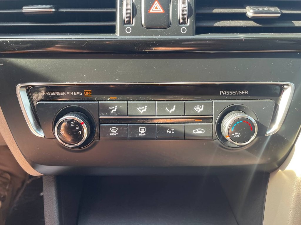 2016 Kia Optima Image 35