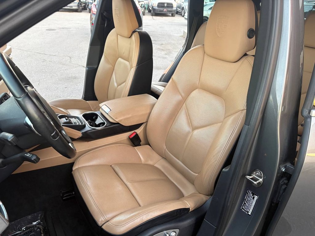 2014 Porsche Cayenne Image 27