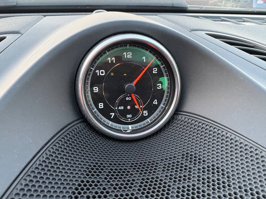 2014 Porsche Cayenne Image 36