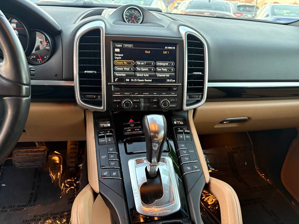 2014 Porsche Cayenne Image 37
