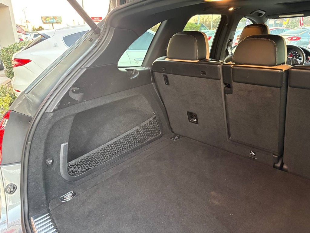 2014 Porsche Cayenne Image 50