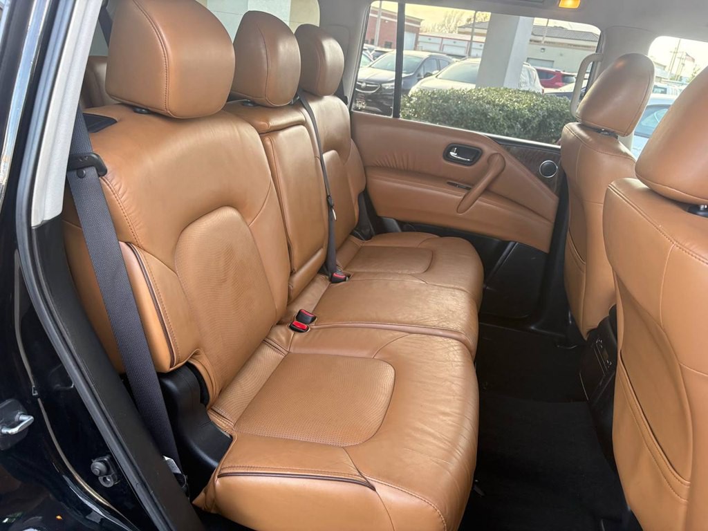 2016 INFINITI QX80 Image 13