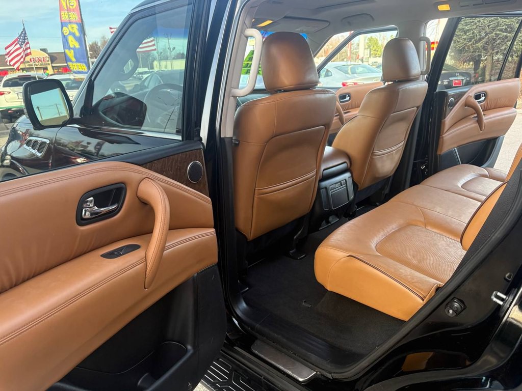 2016 INFINITI QX80 Image 20