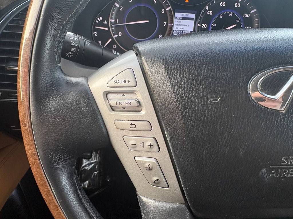 2016 INFINITI QX80 Image 27