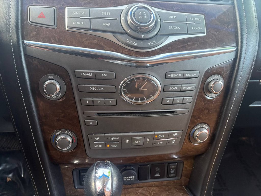 2016 INFINITI QX80 Image 31