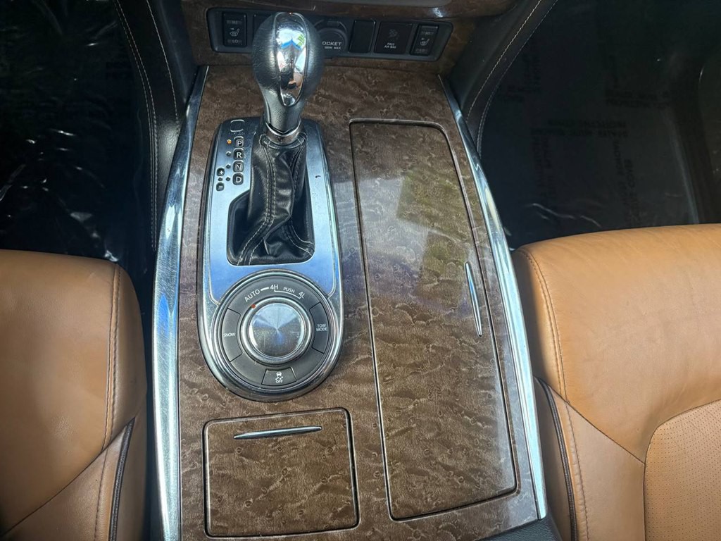 2016 INFINITI QX80 Image 35