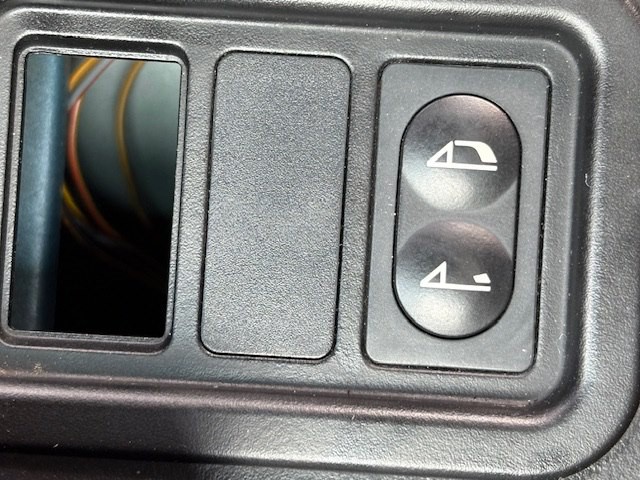 2001 BMW Z3 Image 38