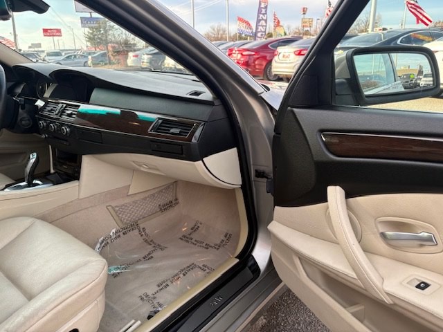 2008 BMW 5 Series Image 5