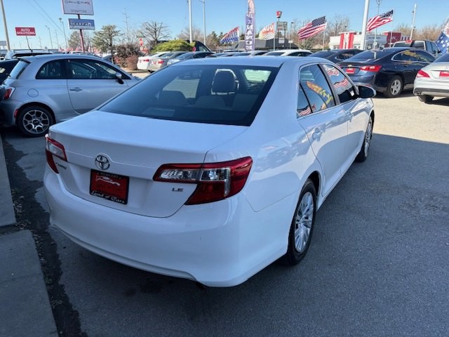 2012 Toyota Camry Image 8