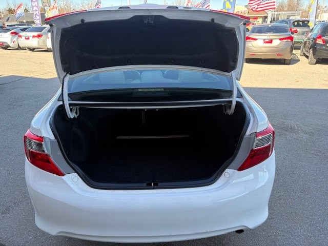 2012 Toyota Camry Image 43
