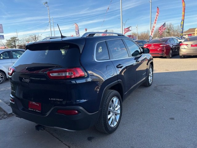 2016 Jeep Cherokee Image 8