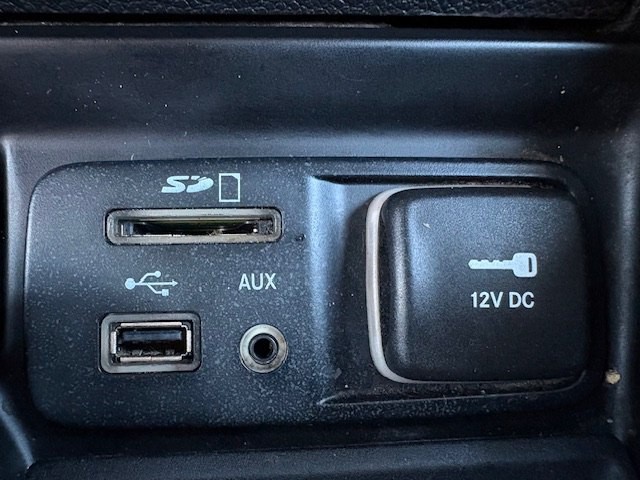 2016 Jeep Cherokee Image 31