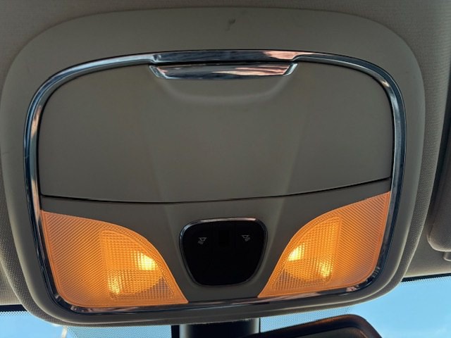 2016 Jeep Cherokee Image 37