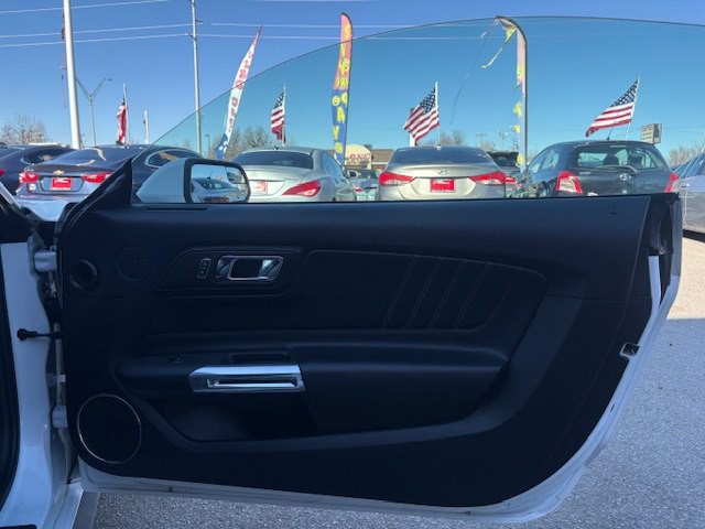 2016 Ford Mustang Image 10