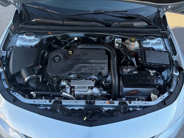 2018 Chevrolet Malibu Image 32