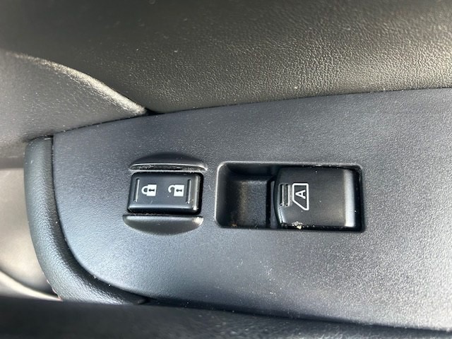 2011 Nissan Maxima Image 11