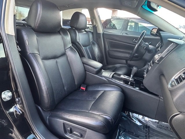 2011 Nissan Maxima Image 14