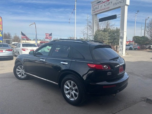 2006 INFINITI FX35 Image 2