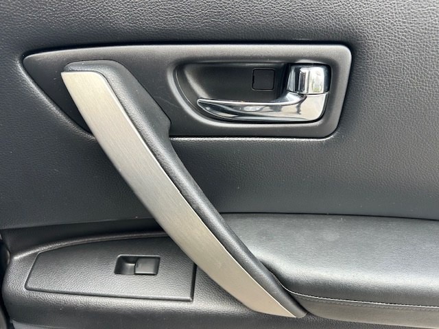 2006 INFINITI FX35 Image 16