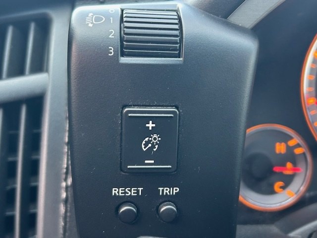 2006 INFINITI FX35 Image 25