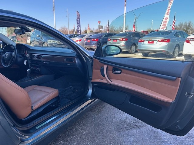 2009 BMW 3 Series Image 9