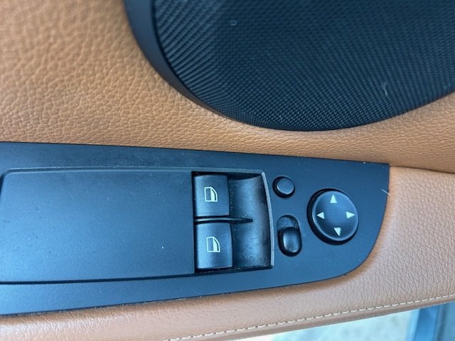 2009 BMW 3 Series Image 15