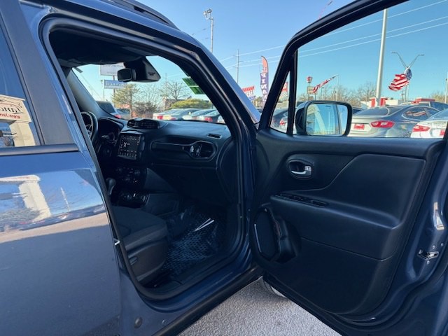 2022 Jeep Renegade Image 10