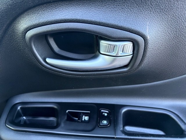 2022 Jeep Renegade Image 11