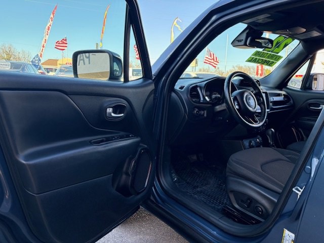 2022 Jeep Renegade Image 17