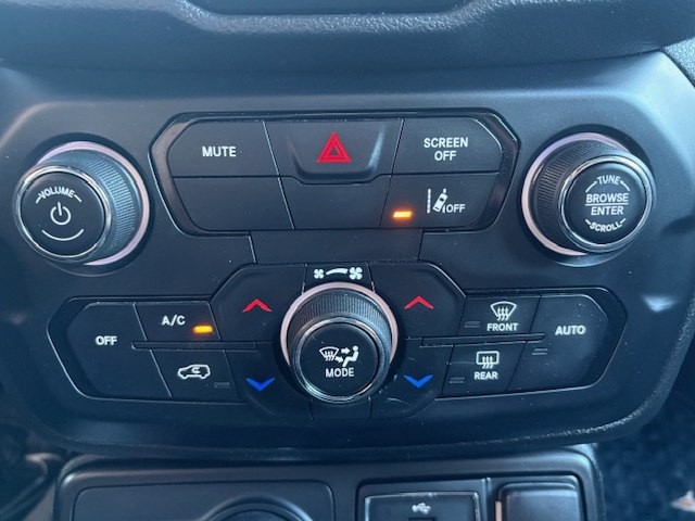 2022 Jeep Renegade Image 29