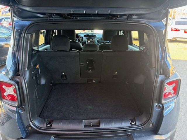 2022 Jeep Renegade Image 38