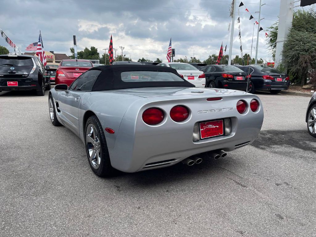 1998 Chevrolet Corvette Image 5
