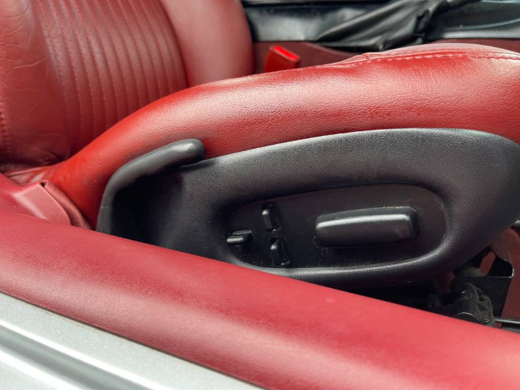 1998 Chevrolet Corvette Image 13