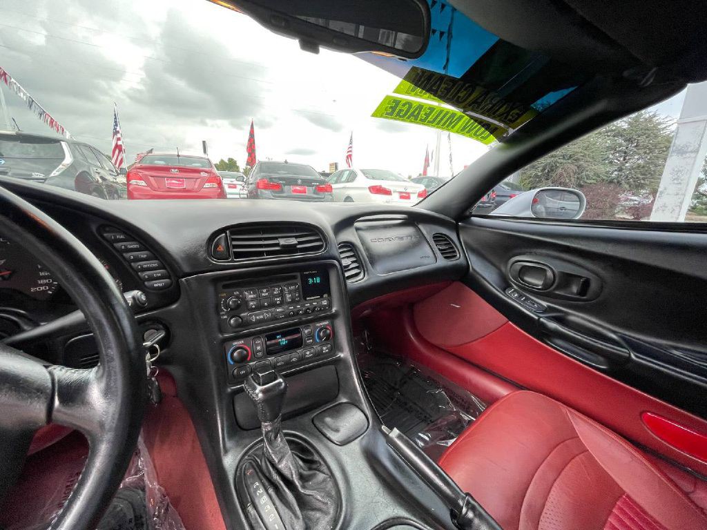 1998 Chevrolet Corvette Image 28