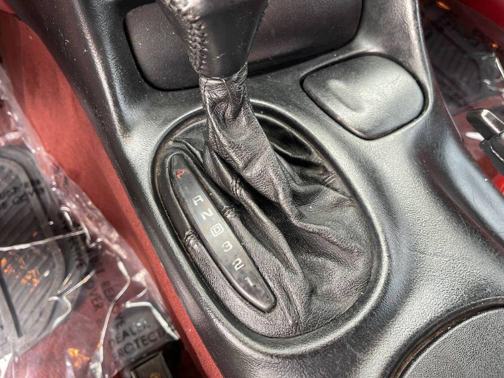 1998 Chevrolet Corvette Image 36