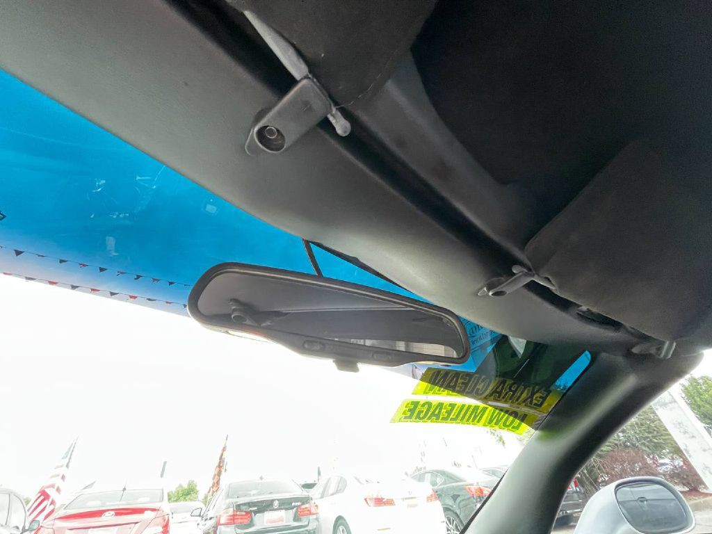 1998 Chevrolet Corvette Image 38