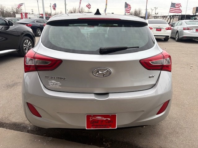 2015 Hyundai Elantra Image 8