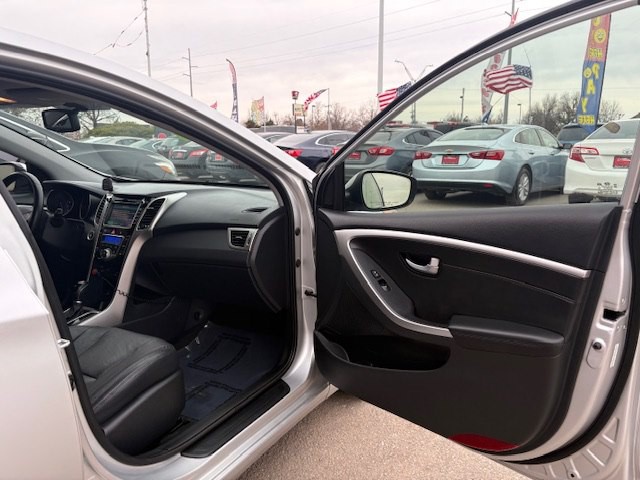 2015 Hyundai Elantra Image 10