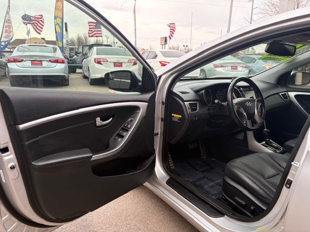 2015 Hyundai Elantra Image 17