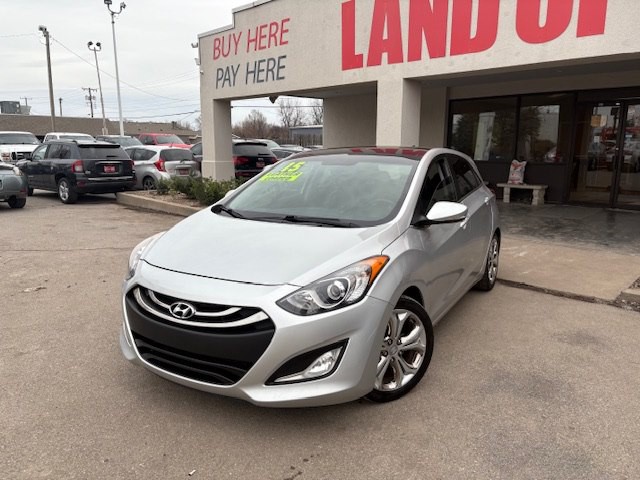 2015 Hyundai Elantra Image 3