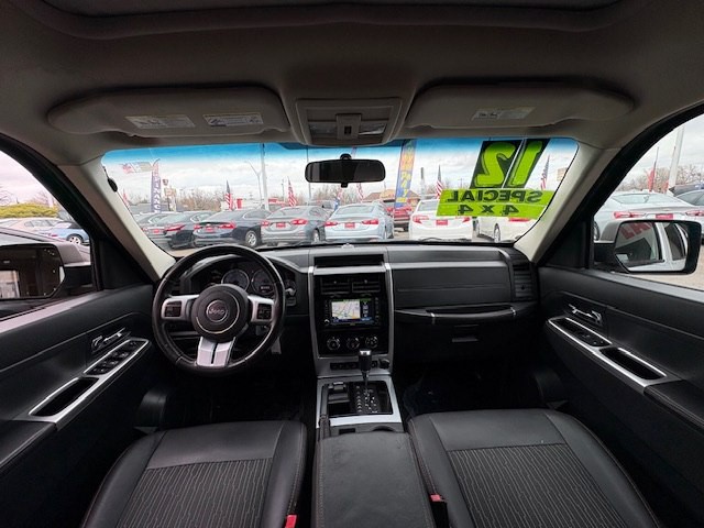 2012 Jeep Liberty Image 27