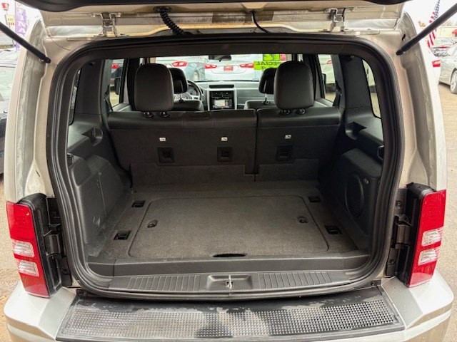 2012 Jeep Liberty Image 30