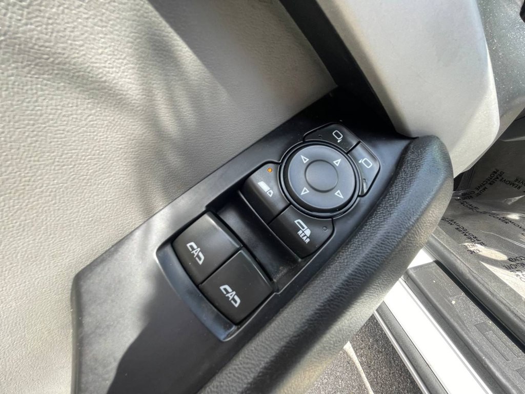 2020 Chevrolet Camaro Image 14