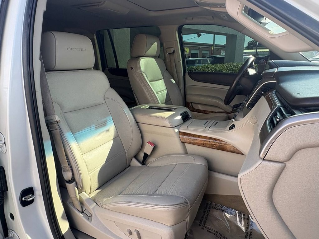 2015 GMC Yukon Image 10