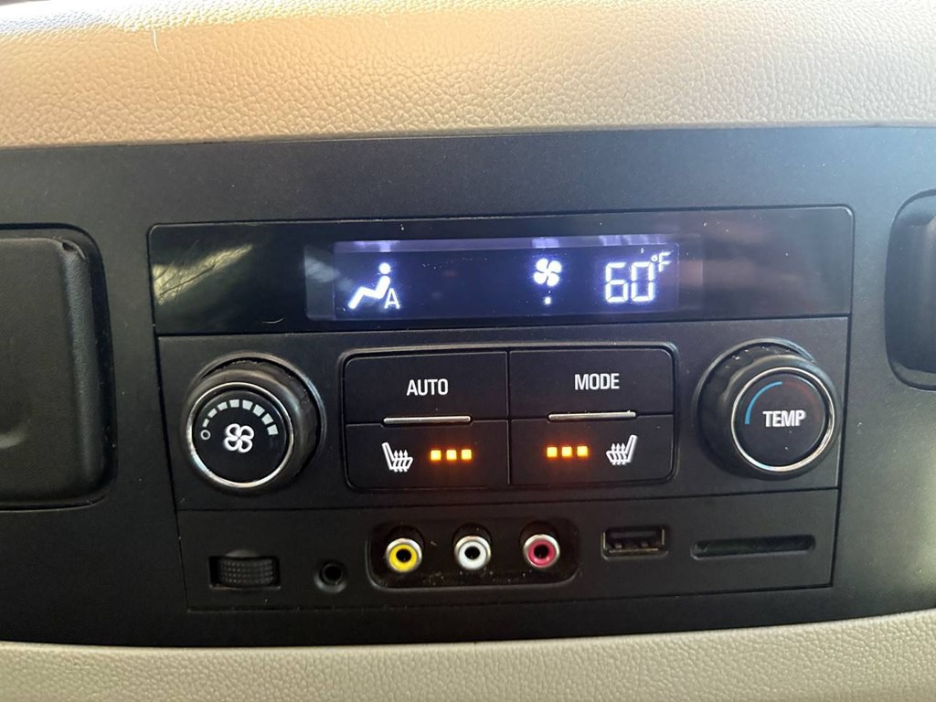 2015 GMC Yukon Image 34